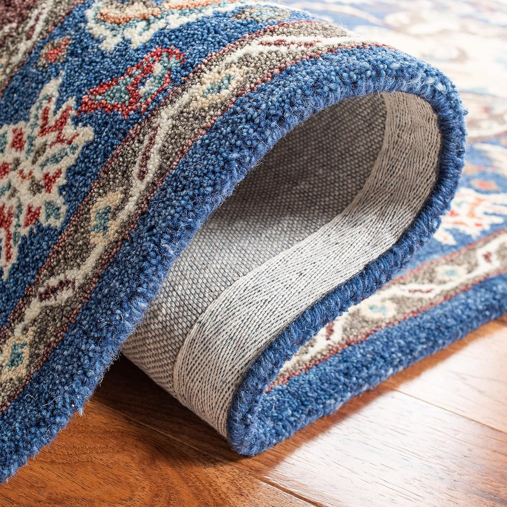 SAFAVIEH Area Rug 8x10 - Antiquity Collection - Large - Blue & Ivory, Handmade Wool, Traditional Design, Ideal for Living Room, Bedroom, Office, Dining Space (AT520M)