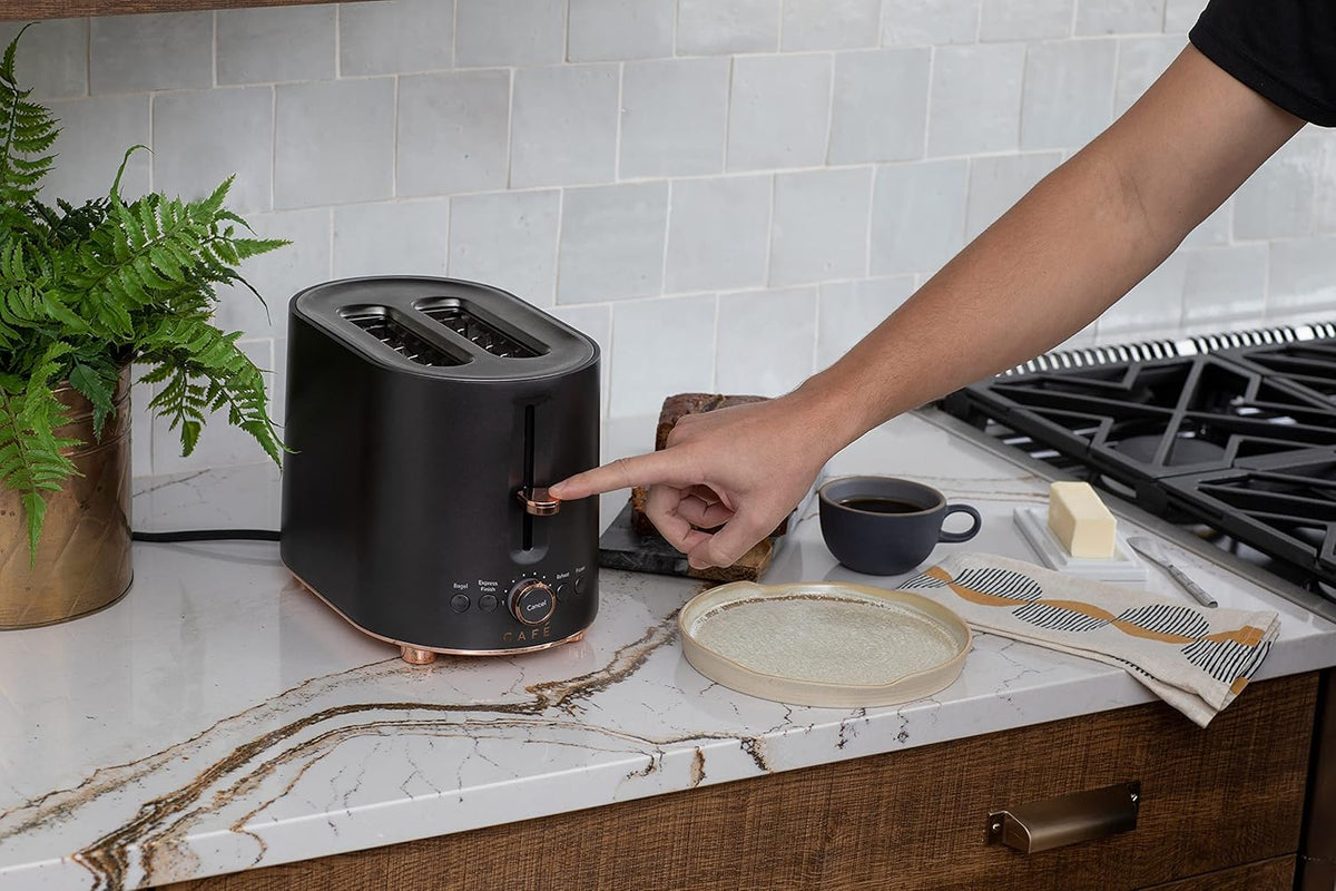 Café Express Finish 2-Slice Toaster | Extra-Wide Slots, Extra Lift for Waffles, Pastries, Texas Toast & More | 4 Pre-Set Functions, 8 Shade Options | Countertop Kitchen Essentials | Matte Black