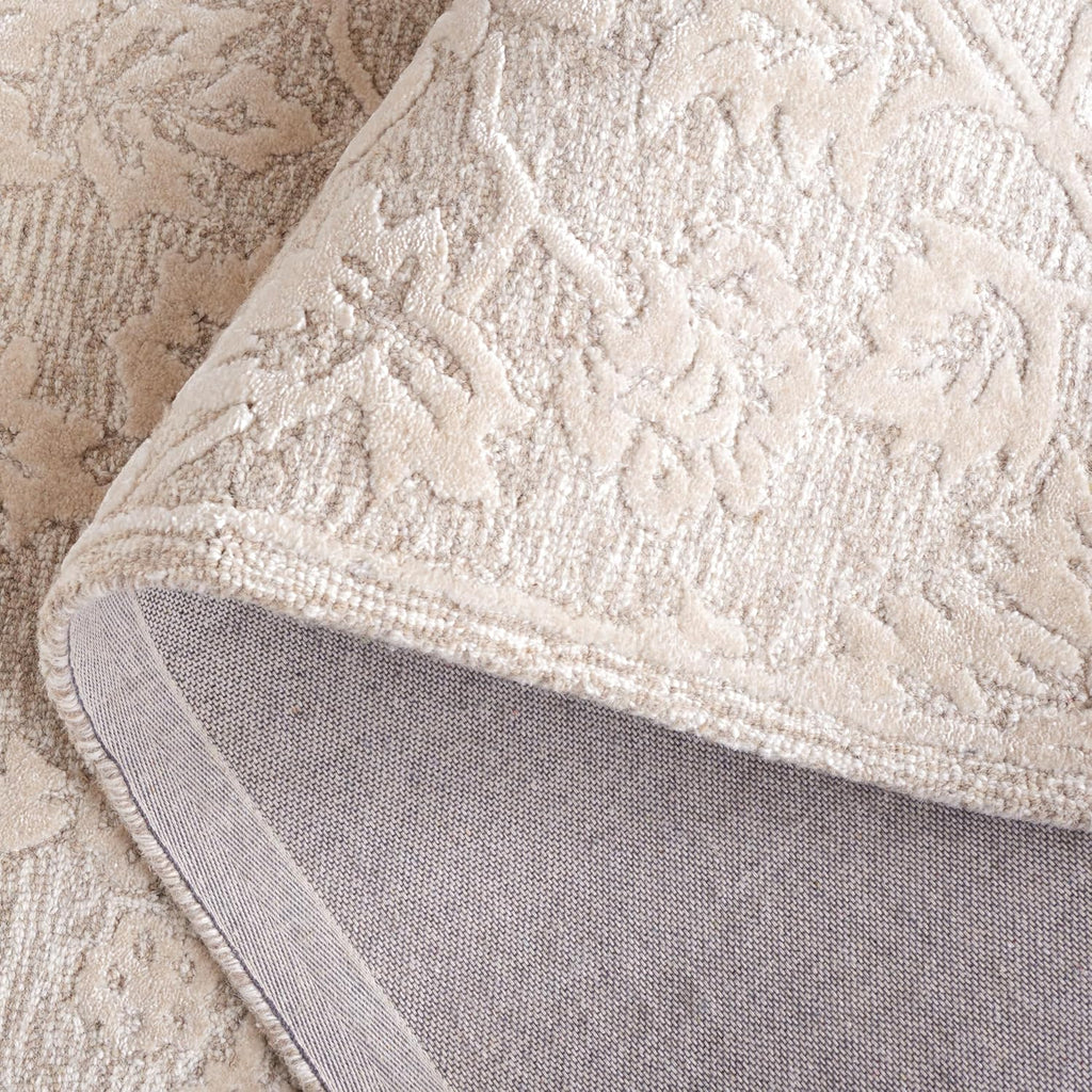 SAFAVIEH Glamour Collection Area Rug - 8' x 10', Beige & Ivory, Contemporary Design, Ideal for High Traffic Areas in Living Room, Bedroom & Dining Room (GLM551B-810)