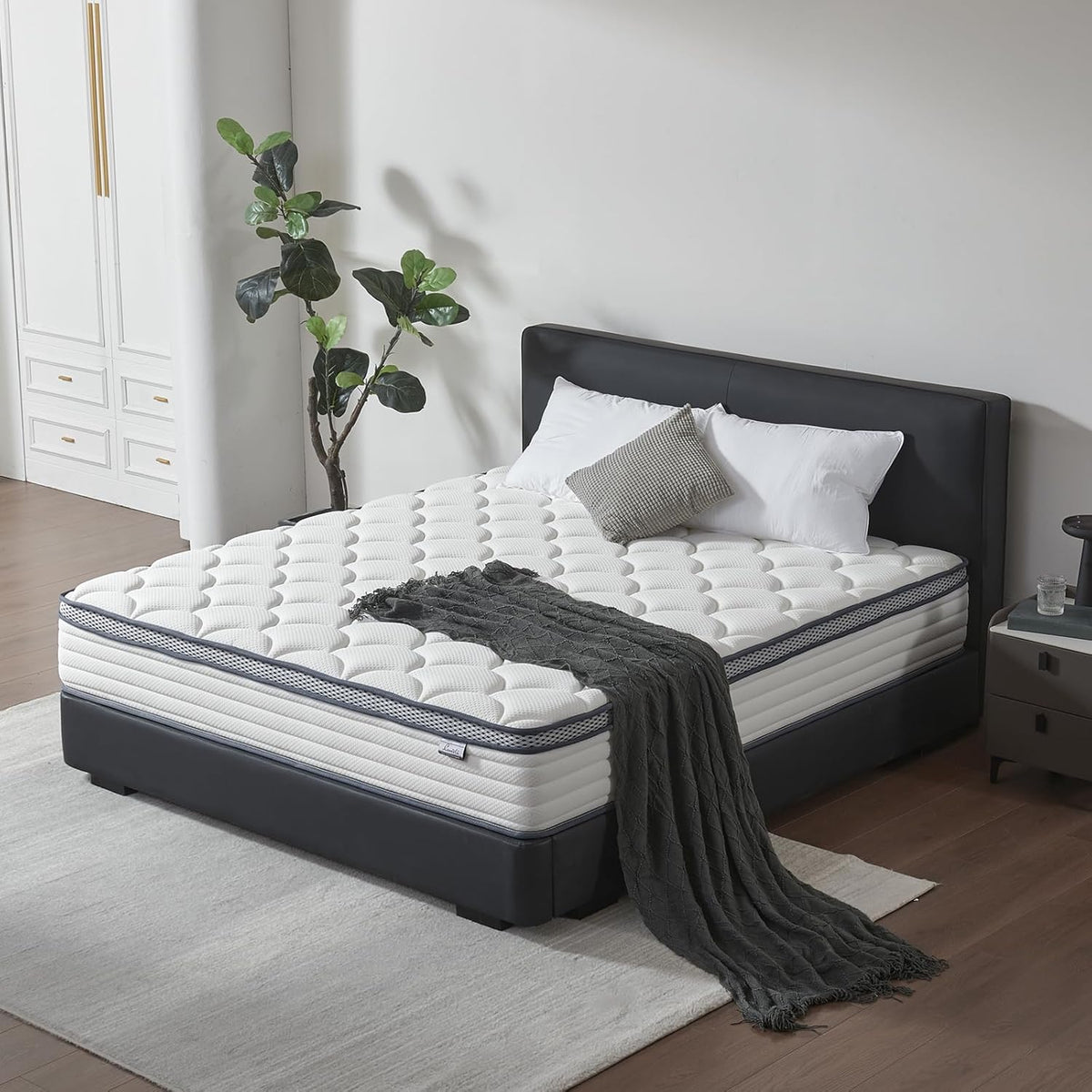 12 Inch Queen Mattress in a Box, Medium Firm Hybrid Mattress with Pocket Springs and Comfort Foam- Edge Support, Motion Isolation & Pressure Relief