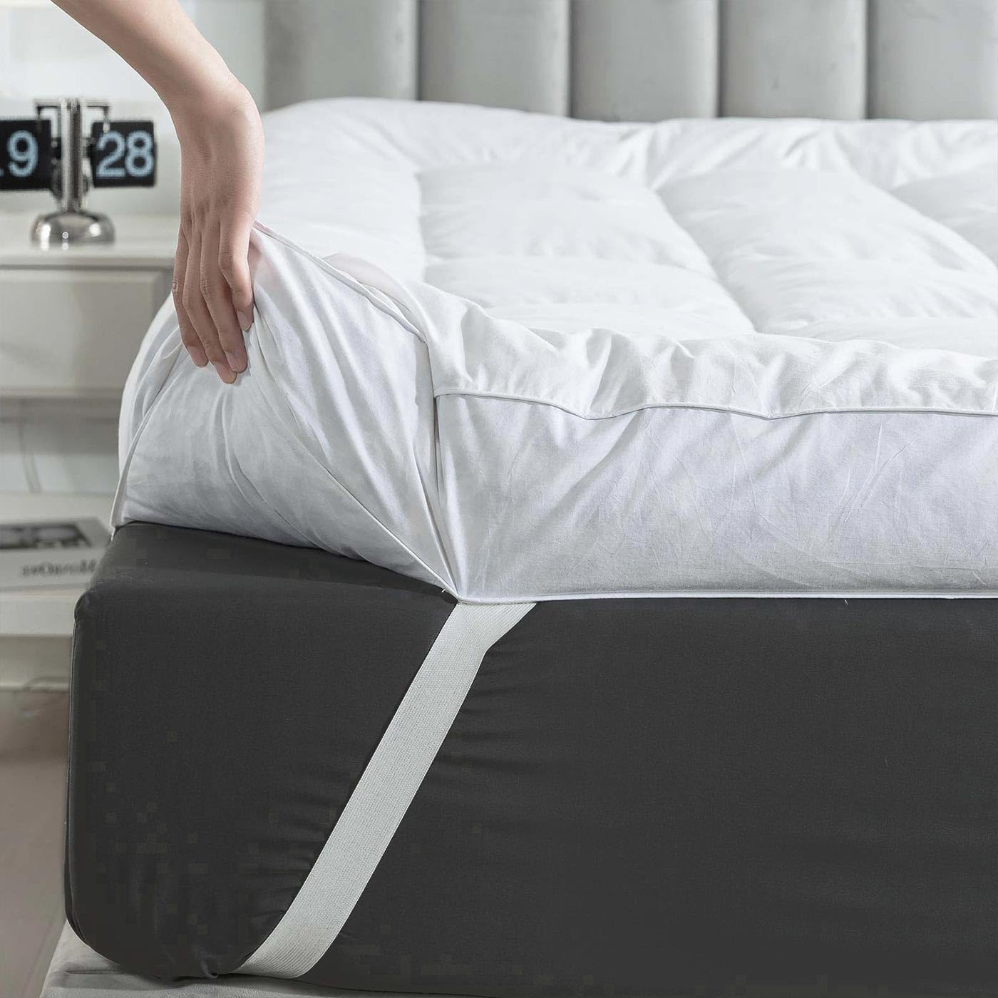 WhatsBedding 3 Inch Feather Bed Mattress Topper,Duck Feather Memory Foam Mattress Topper, Thickened Topper Layer,Queen