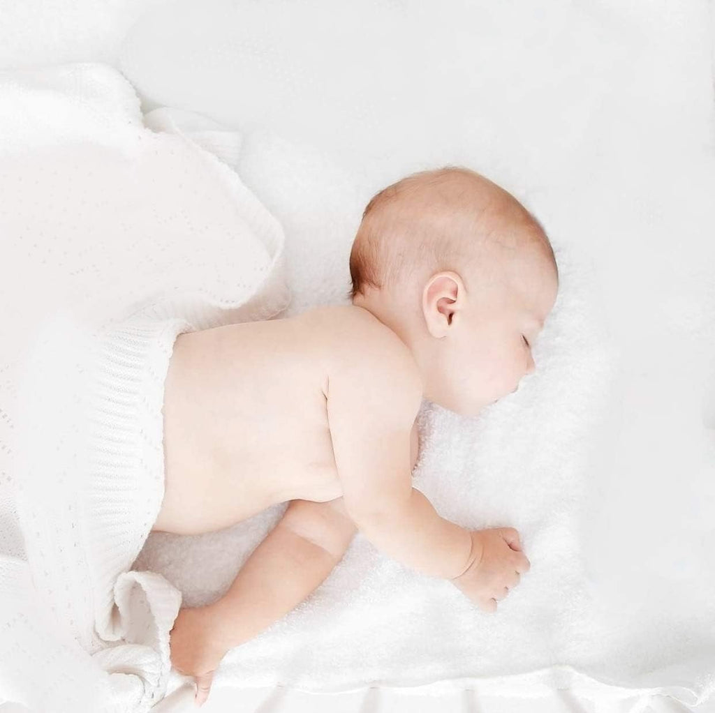 ORGANICDREAM 5" Mini Crib Mattress - 100% Breathable Proven to Reduce Suffocation Risk - GREENGUARD I 2-Stage I Washable I Extra Firm Infant Side and Plush Toddler (38x24x5) - Deluxe 5" Thick