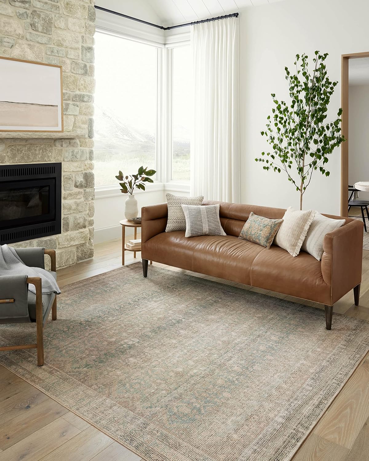 Loloi Angela Rose Aubrey Collection AUB-03 Jade/Natural 10'-0" x 14'-0", .19" Pile Height, Area Rug