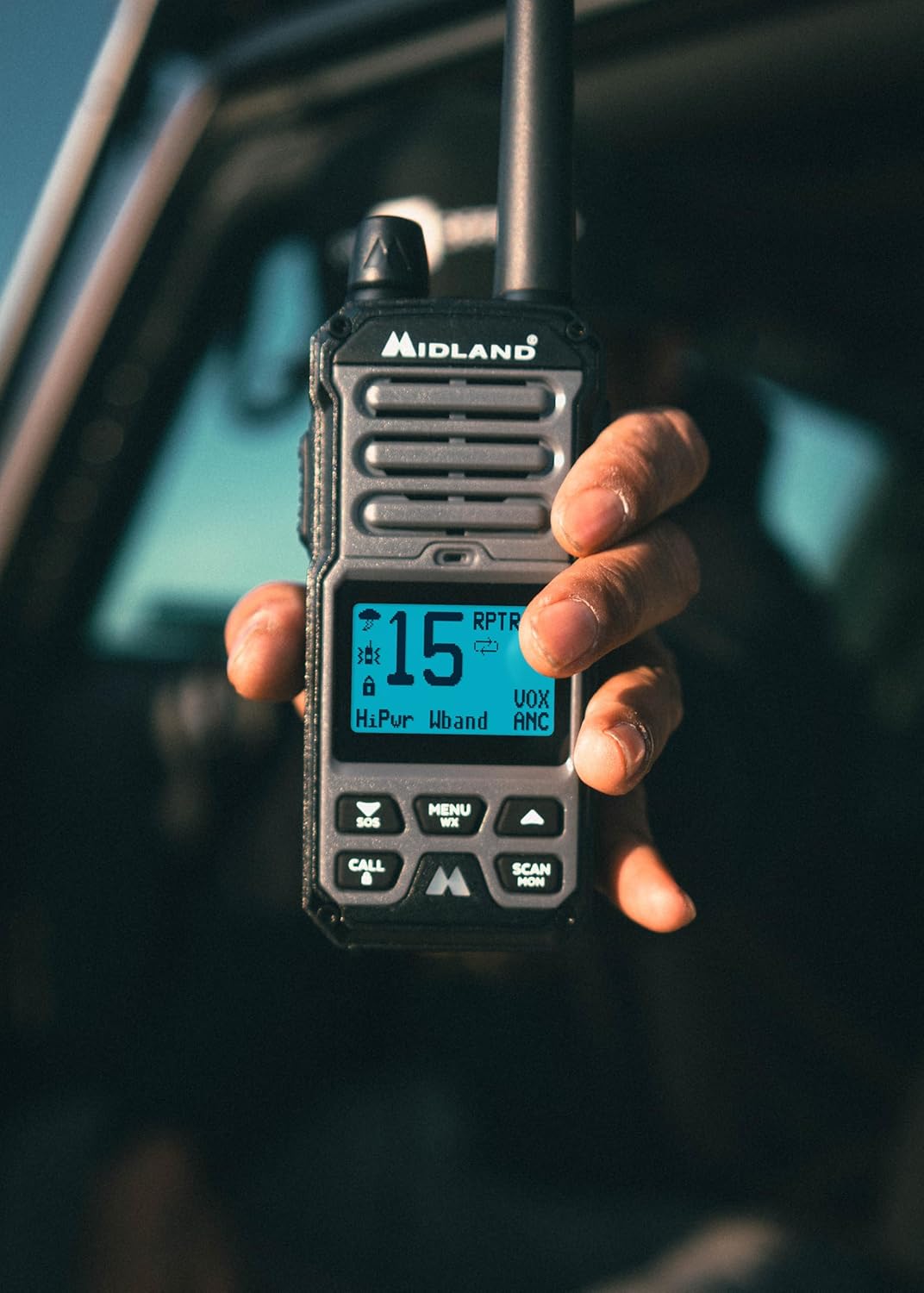 Midland GXT67 5-Watt GMRS Two-Way Radio – Long Range Walkie Talkie for Overlanding, Jeep, & Off-Road – IP67 Waterproof, Repeater Capable, Rechargeable Battery, Hard Case Included (Black)