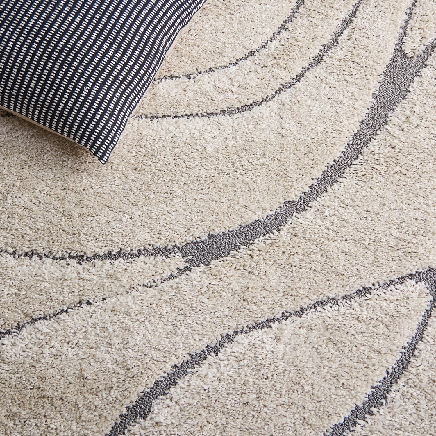 SAFAVIEH Florida Shag Collection Area Rug - 8'6" x 12', Cream & Grey, Non-Shedding & Easy Care, 1.2-inch Thick Ideal for High Traffic Areas in Living Room, Bedroom (SG471-1180)