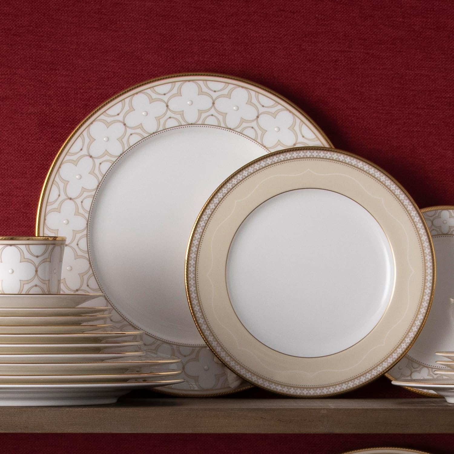 Noritake Trefolio Gold 40-Piece Dinnerware Set, Service for 8