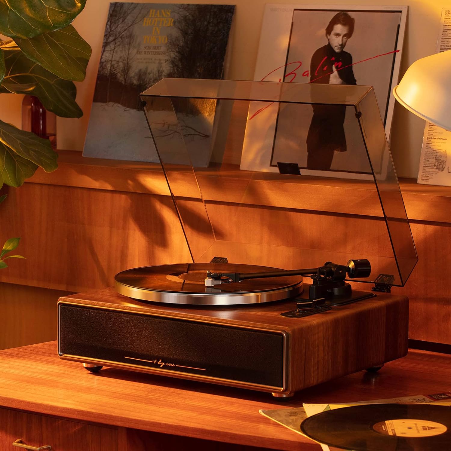 1 BY ONE High Fidelity Belt Drive Turntable with Built-in Speakers, Vinyl Record Player with Magnetic Cartridge, Wireless Playback and Aux-in Functionality, Auto Off
