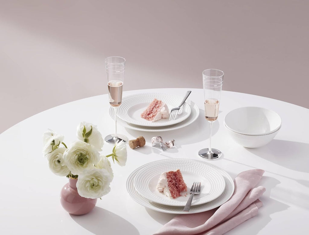 kate spade new york Wickford 14-Piece Dinnerware Set, 14 Count, White