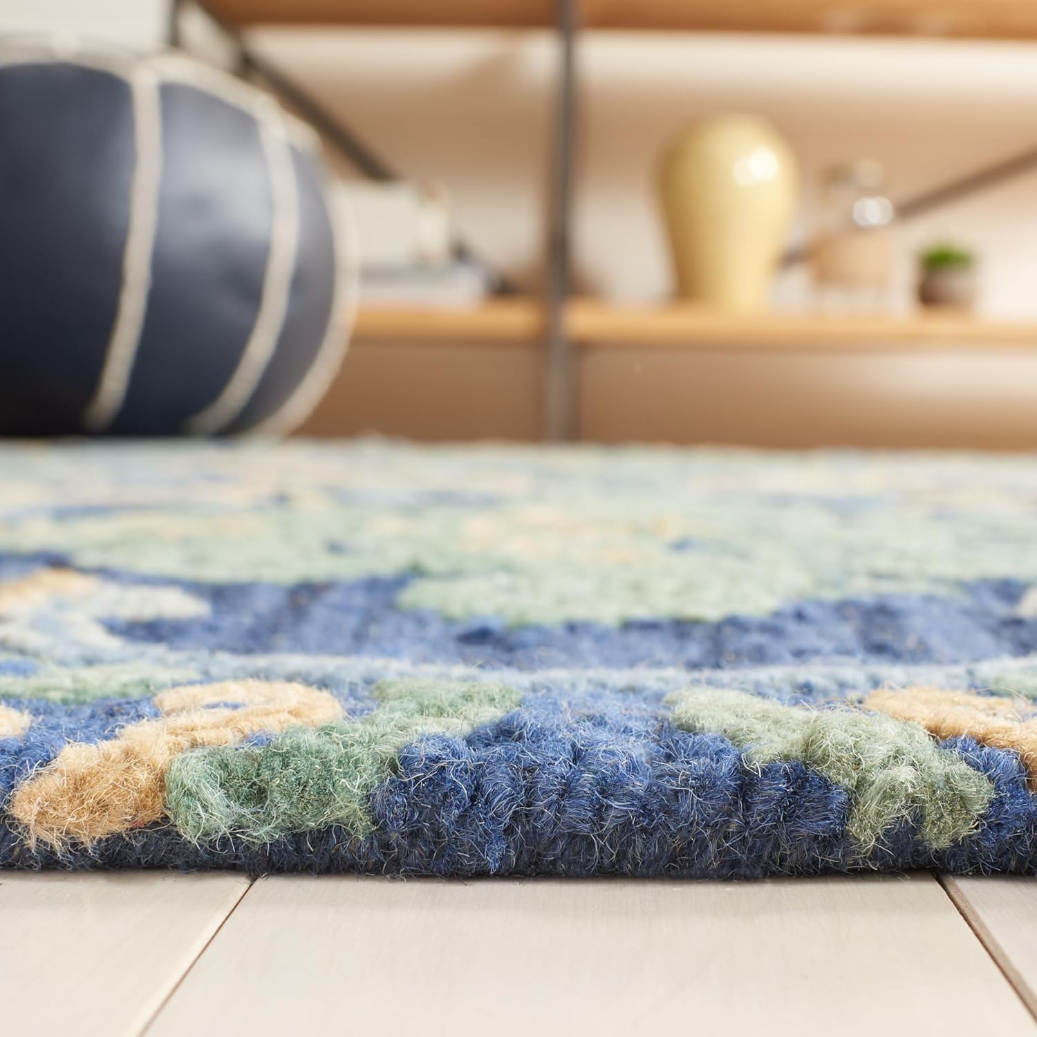 SAFAVIEH Blossom Collection Area Rug - 9' x 12', Navy & Green, Handmade Boho Fringe Wool, Ideal for High Traffic Areas in Living Room, Bedroom (BLM422A)