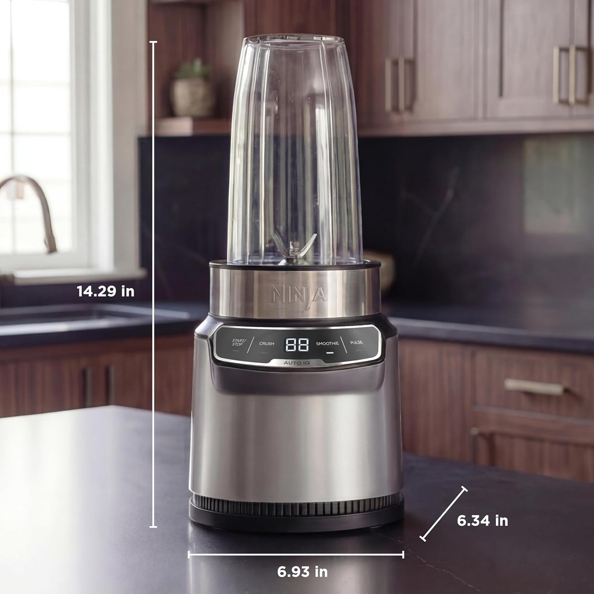 Ninja Nutri-Blender Pro with Auto-iQ | For Smoothies, Shakes, Frozen Drinks, Salsa, Dips | (2) 24-oz. To-Go Cups & Spout Lids | 1100-Peak-Watt | Silver | BN401