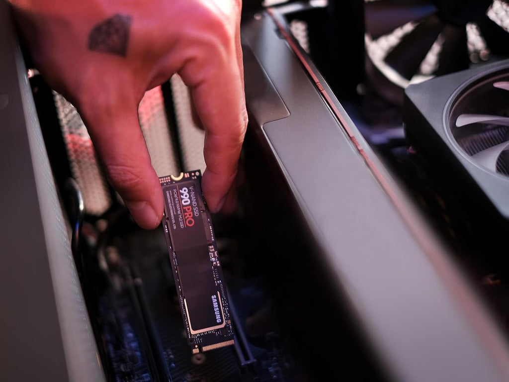 Samsung 990 PRO SSD 2TB NVMe M.2 PCIe Gen4, M.2 2280 Internal Solid State Hard Drive, Seq. Read Speeds Up to 7,450 MB/s for High End Computing, Gaming, and Heavy Duty Workstations, MZ-V9P2T0B/AM