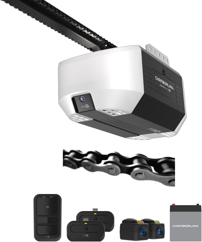 Chamberlain 3/4 HP Chain Drive Smart Garage Door Opener with Fixed Camera, Battery Backup, 2-Bulb Lighting, and myQ Connectivity
