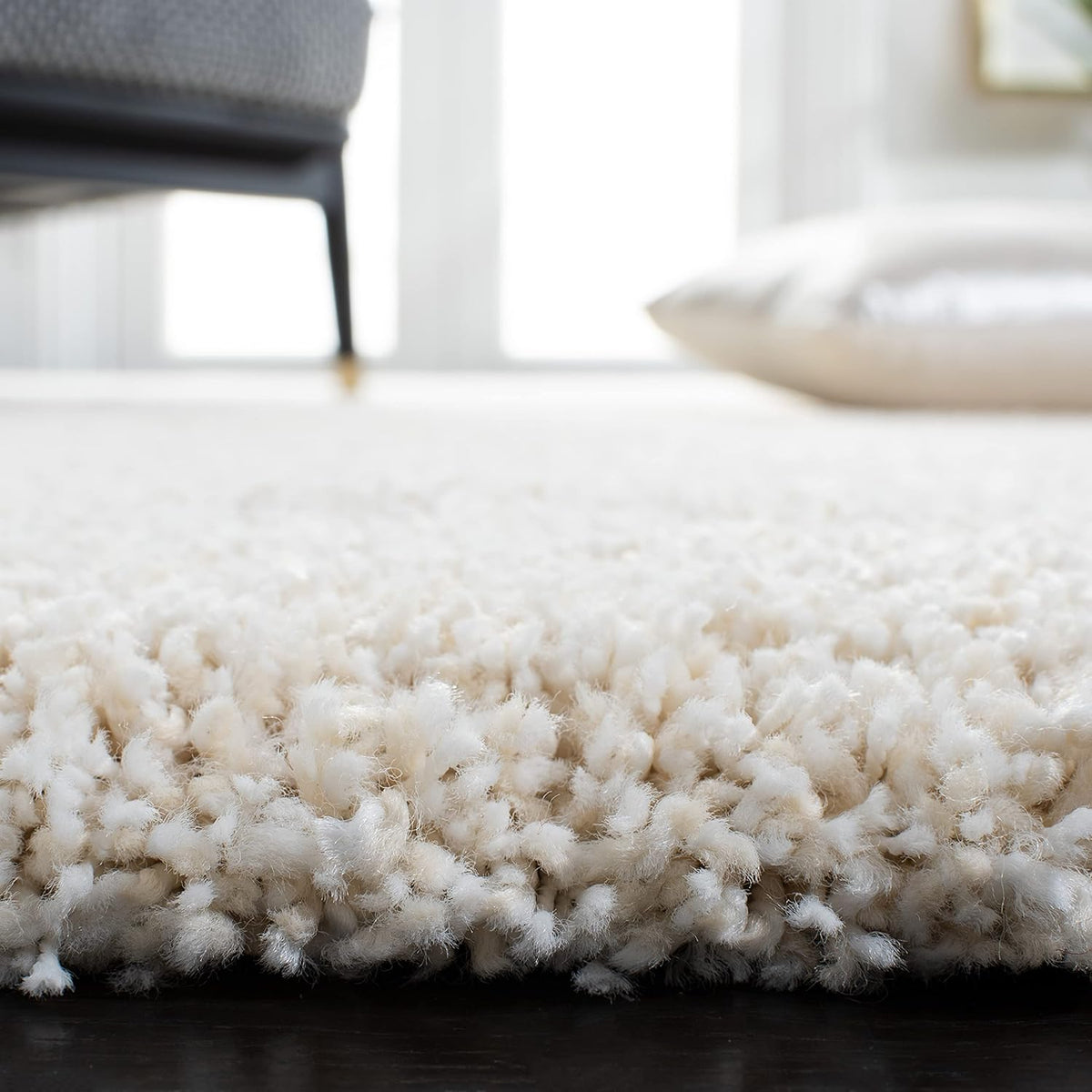 SAFAVIEH Milan Shag Collection Area Rug - 8' x 10', Ivory, Solid Design, Non-Shedding & Easy to Clean, Plush Thick Pile, Ideal for Living Room, Bedroom (SG180-1212)