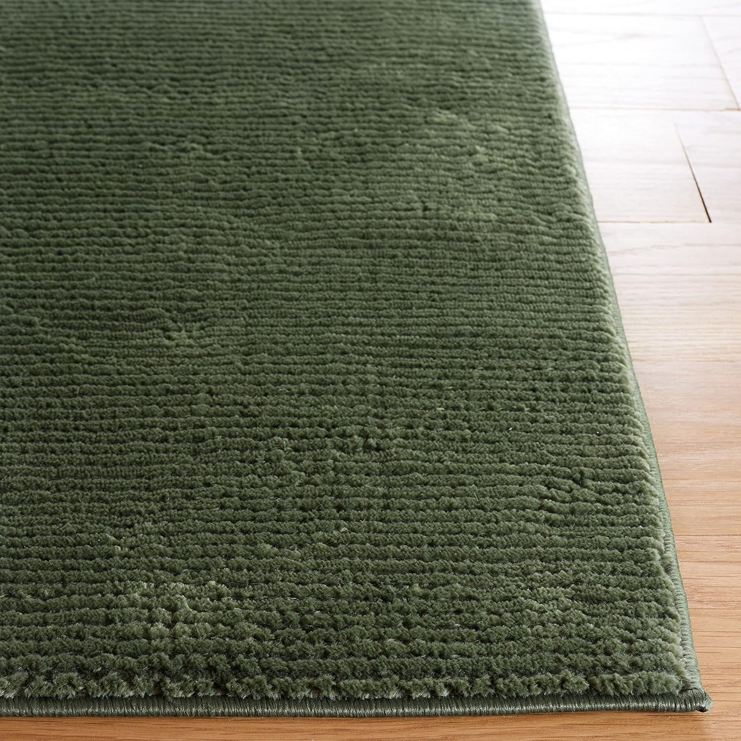 SAFAVIEH Area Rug 8x10 - Revive Collection - Large - Green, Solid Pattern, Non-Shedding & Easy Cleaning, Ideal for Living Room, Bedroom, Office, Dining Space (REV102Y)