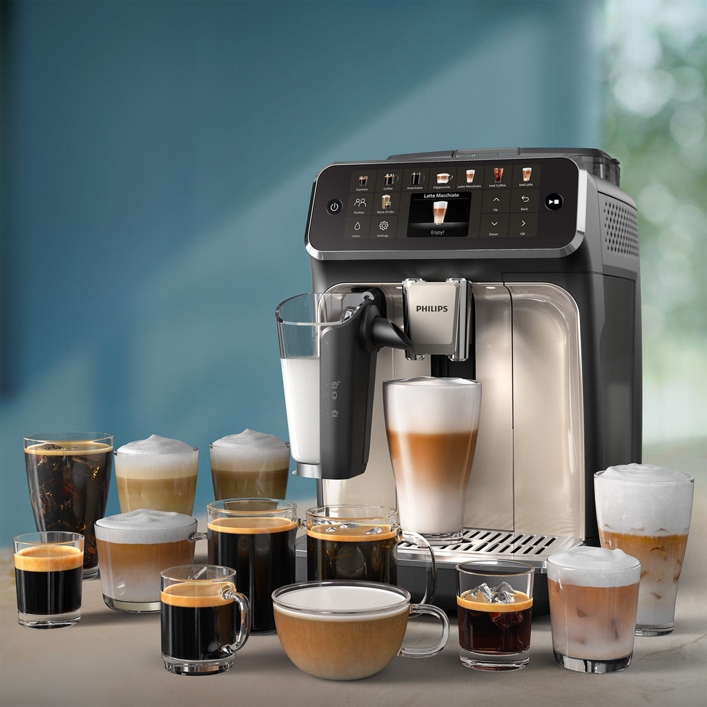 Philips Kaffeevollautomat EP3347/90 3300 Series, 6 Getränke (heiß oder eisgekühlt), LatteGo-Milchsystem, SilentBrew Technologie, Chrom-Schwarz