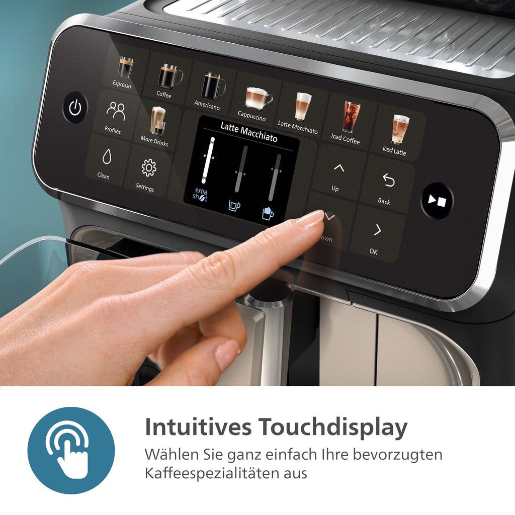 Philips Kaffeevollautomat EP5547/90 5500 Series, 20 Kaffeespezialitäten (heiß oder eisgekühlt), LatteGo-Milchsystem, SilentBrew Technologie, Schwarz Verchromt 15 Bar