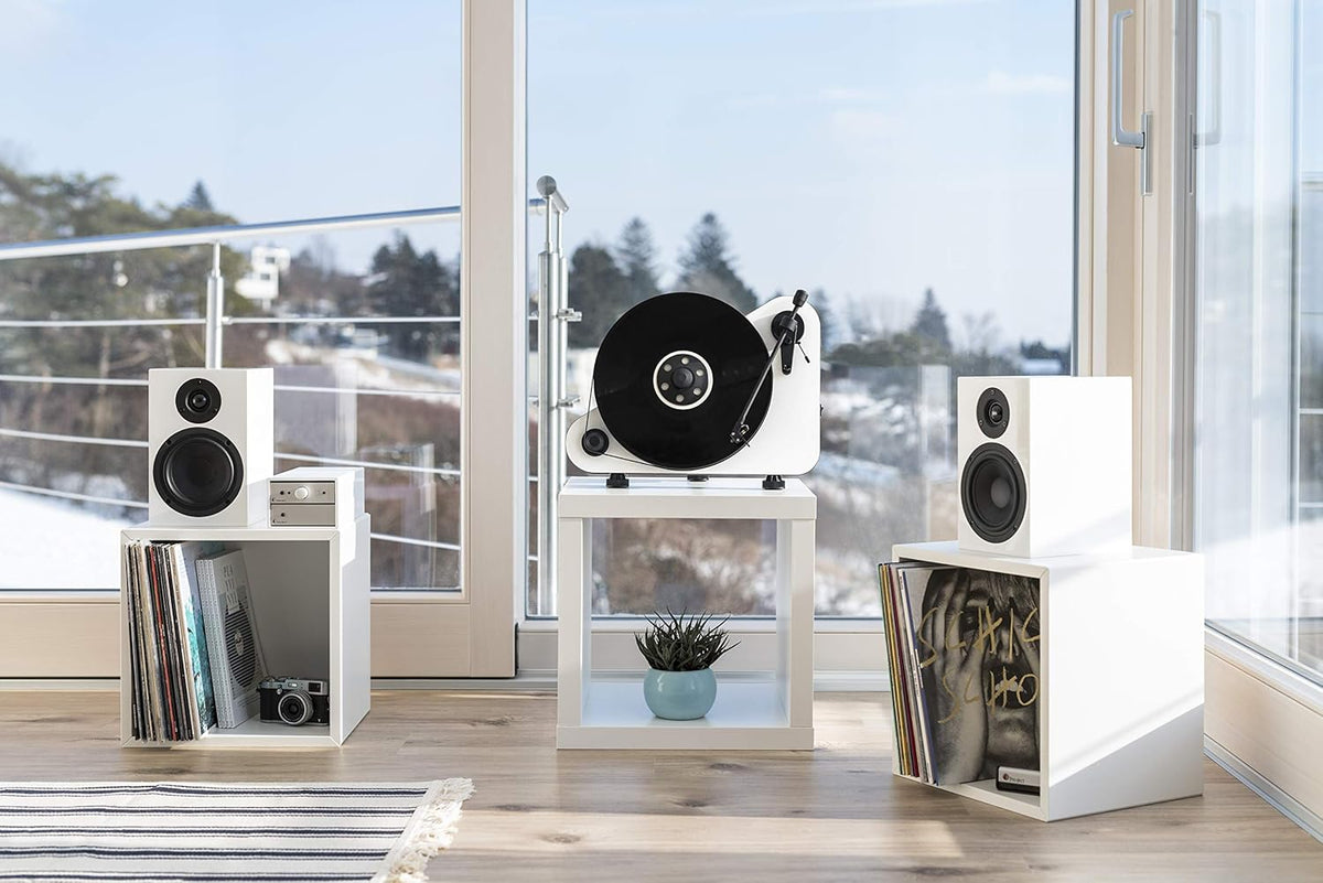 Pro-Ject VT-E R (OM5e) - White Vertical Turntable, White/Matte