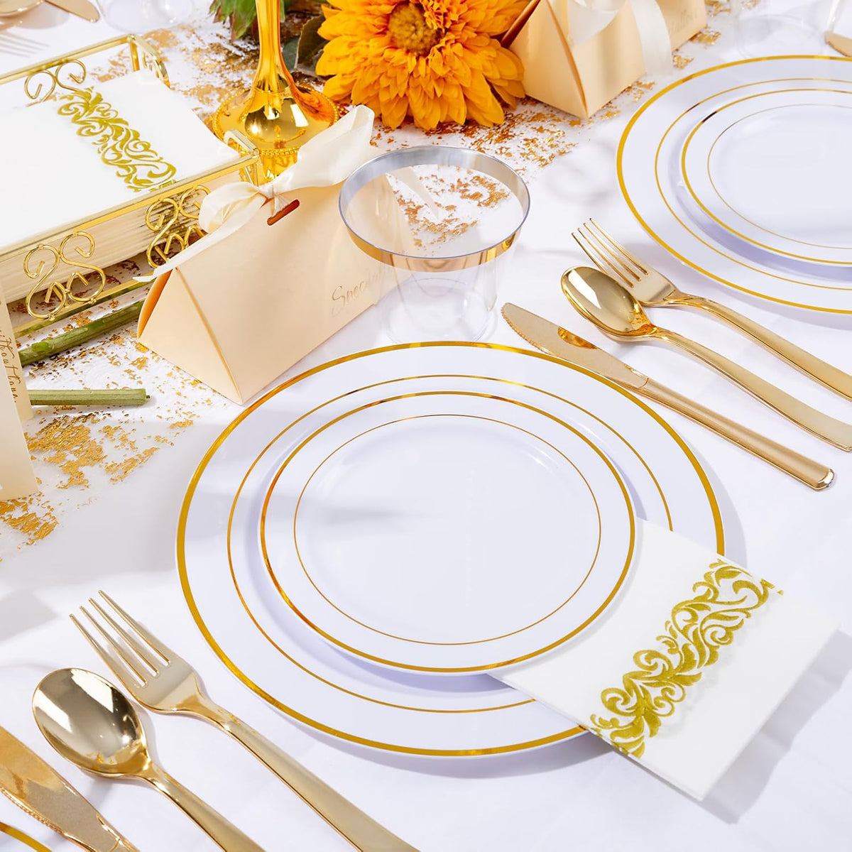 WELLIFE 700 Pieces Gold Plastic Dinnerware Set for 100 Guests - Includes Plates, Cups, Napkins, and Disposable Cutlery - Elegant White & Gold Design, Perfect for Parties and Events