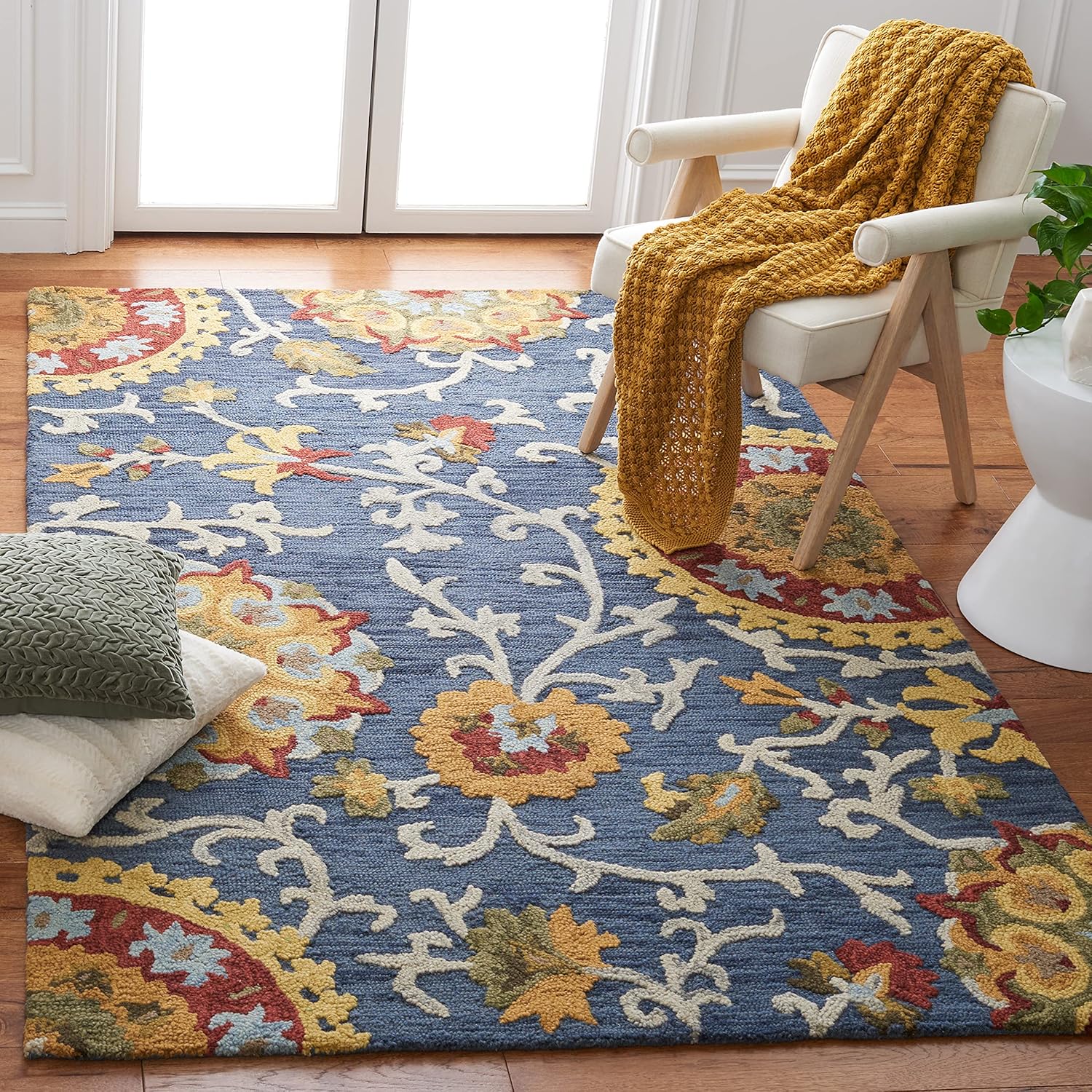 SAFAVIEH Blossom Collection Area Rug - 9' x 12', Navy & Multi, Handmade Wool, Ideal for High Traffic Areas in Living Room, Bedroom (BLM401N)