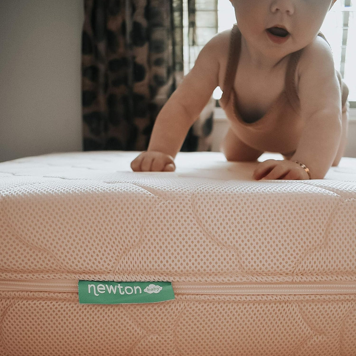 Newton Baby Waterproof Extra Cover | Ultra-Breathable Proven to Reduce Suffocation Risk, Fits Original and Waterproof Newton Crib Mattress, Safe, Machine Washable, Non-Toxic - White (Cover ONLY)
