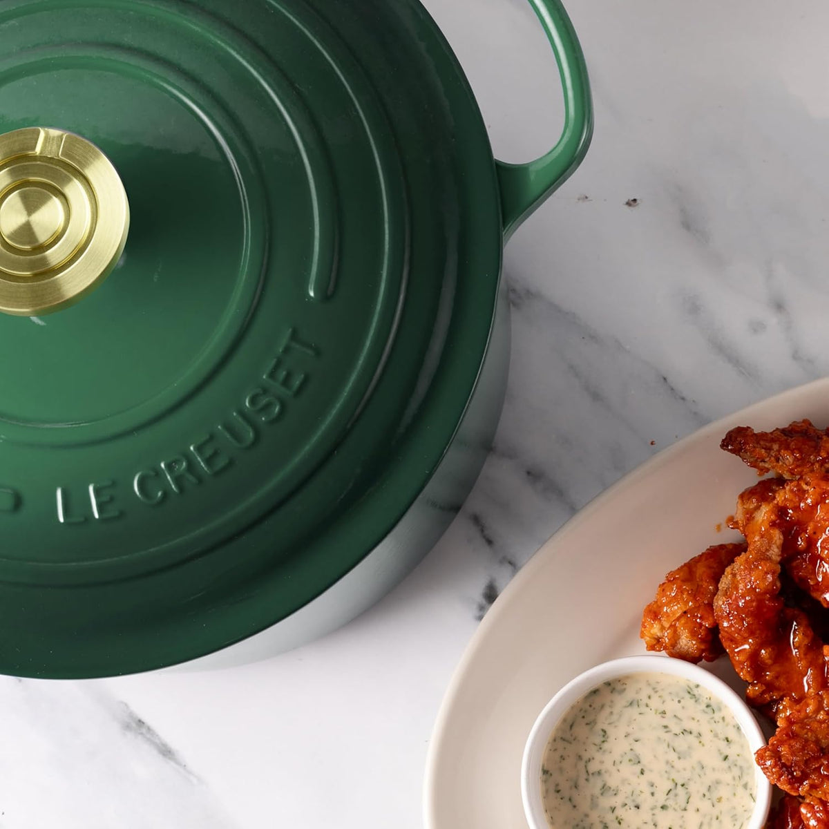 Le Creuset Signature 6.5-quart Deep Round Dutch Oven with Light Gold Crucible Knob - Enameled Cast Iron (Artichaut)
