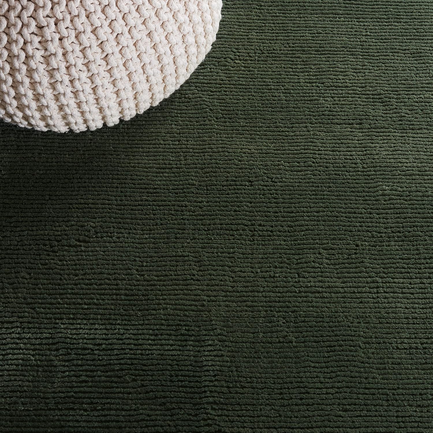 SAFAVIEH Area Rug 8x10 - Revive Collection - Large - Green, Solid Pattern, Non-Shedding & Easy Cleaning, Ideal for Living Room, Bedroom, Office, Dining Space (REV102Y)