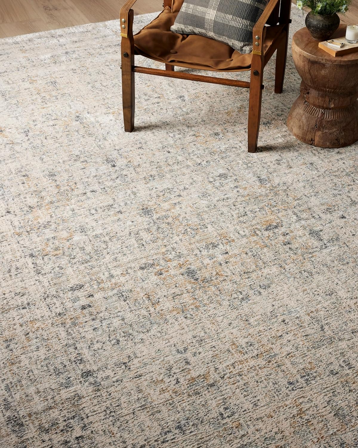 Loloi Amber Lewis Alie Collection ALE-02 Sand/Sky 7'-10'' x 10', .13'' Pile Height, Area Rug