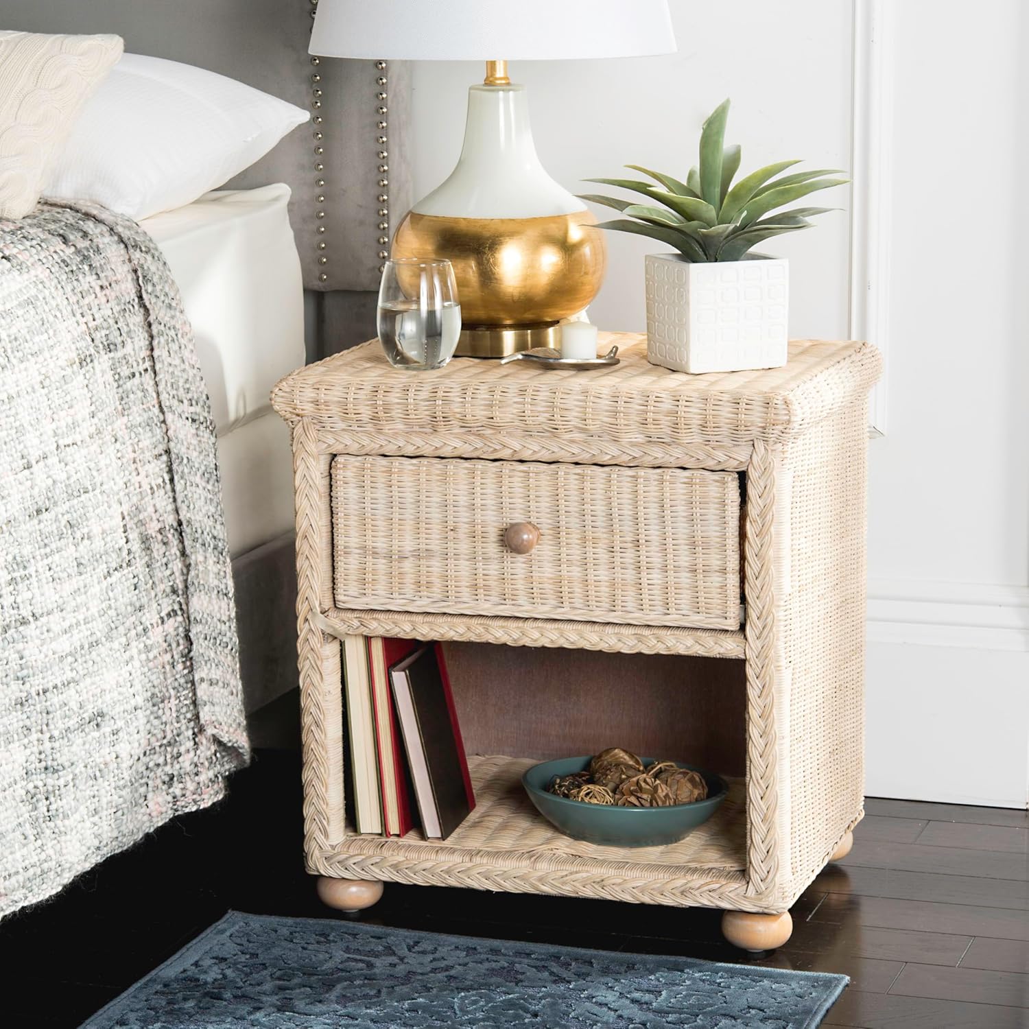 SAFAVIEH Home Collection - Adira Natural White Wash Wicker 1-Drawer Nightstand Accent Table, Coastal Boho Bedroom Storage Furniture with Shelf, 22.1"W x 16.5"D x 22.1"H (SEA8002A)