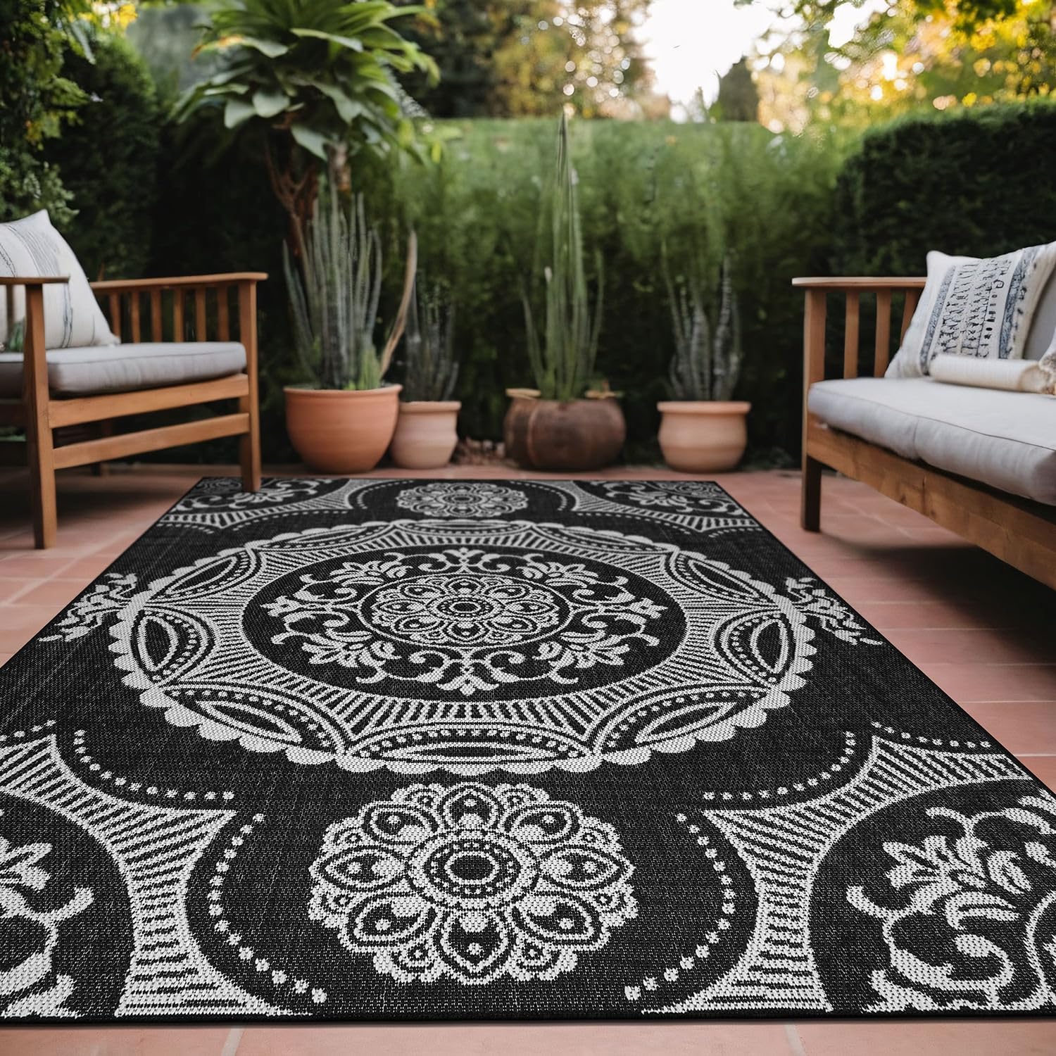 Luul Home Medallion Outdoor Rug 6x9 Washable Outside Carpet for Indoor Patio Porch Waterproof Easy Cleaning Non Shedding Area Rugs Black 6 x 9