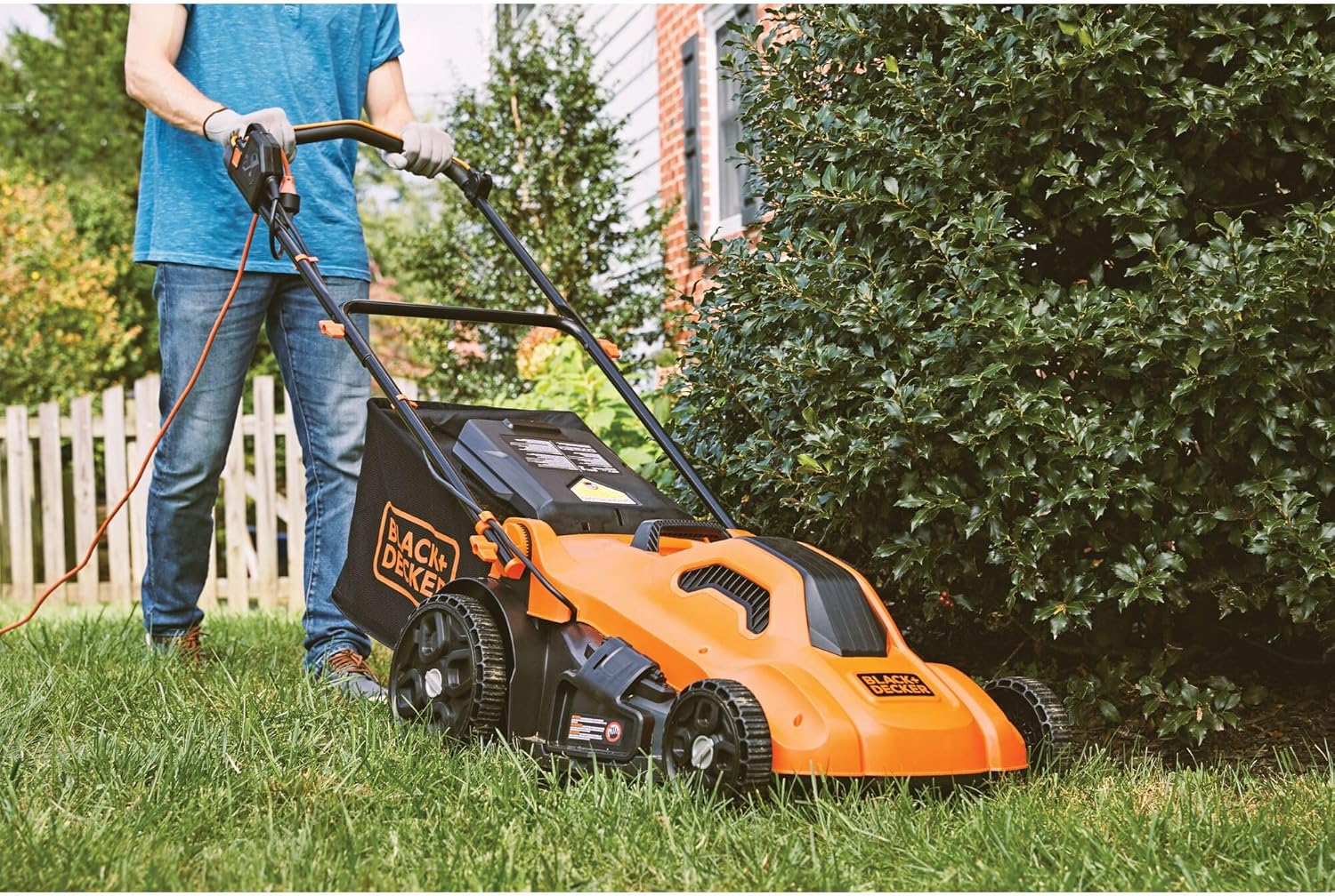 BLACK+DECKER Electric Push Lawn Mower, Corded, 13 Amp, 20-Inch Cutting Deck, 6 Setting Height Adjustment, Compact Storage, Collection Bag (BEMW213)
